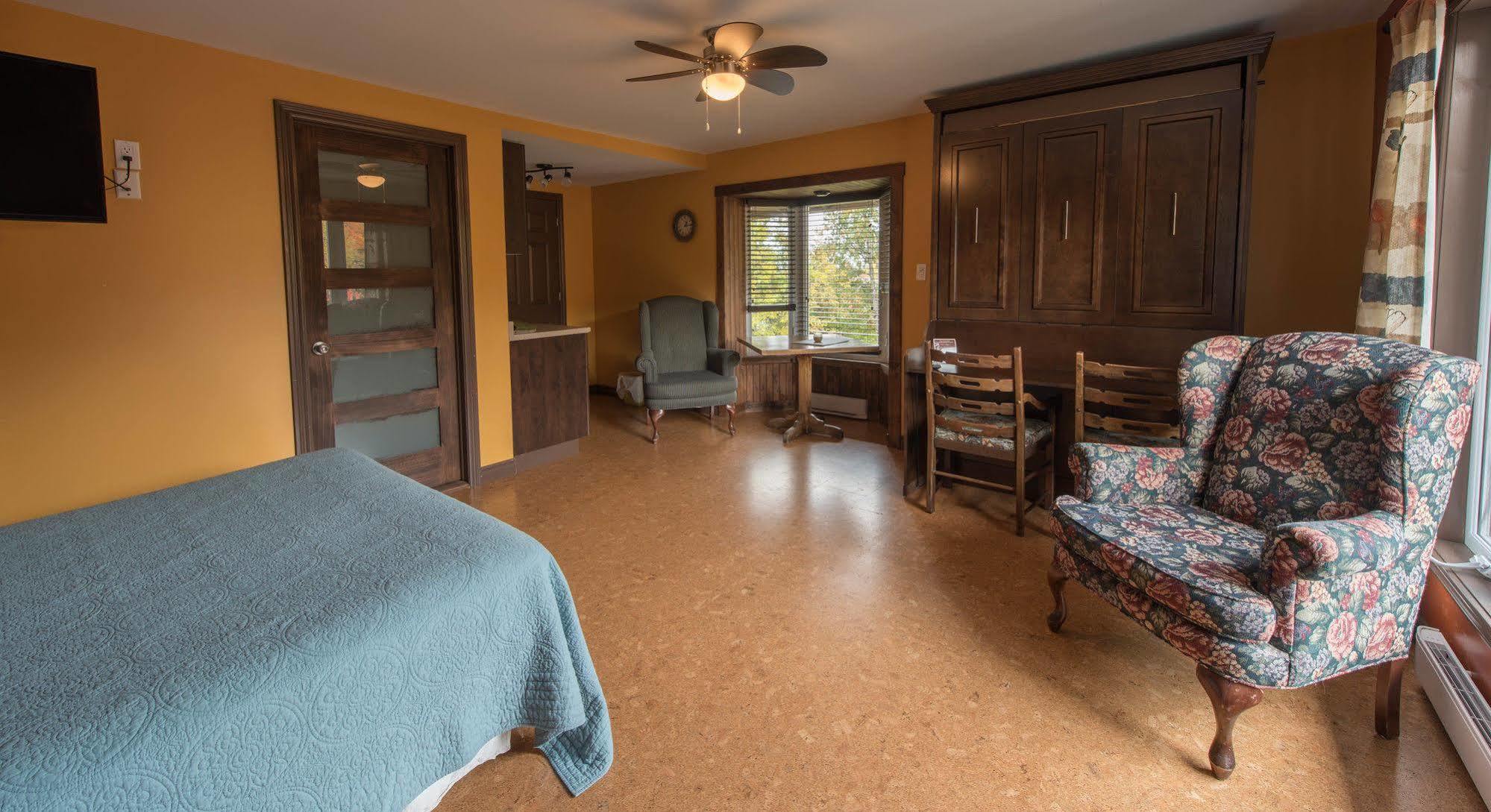 Nominingue Auberge Villa Bellerive מראה חיצוני תמונה